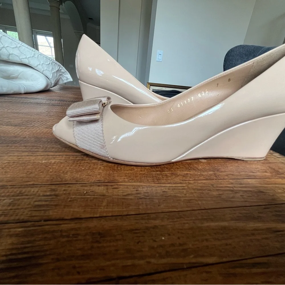 Salvatore Ferragamo Women's Wedges Beige Peep-Toe Shoes - Picture 7 of 10